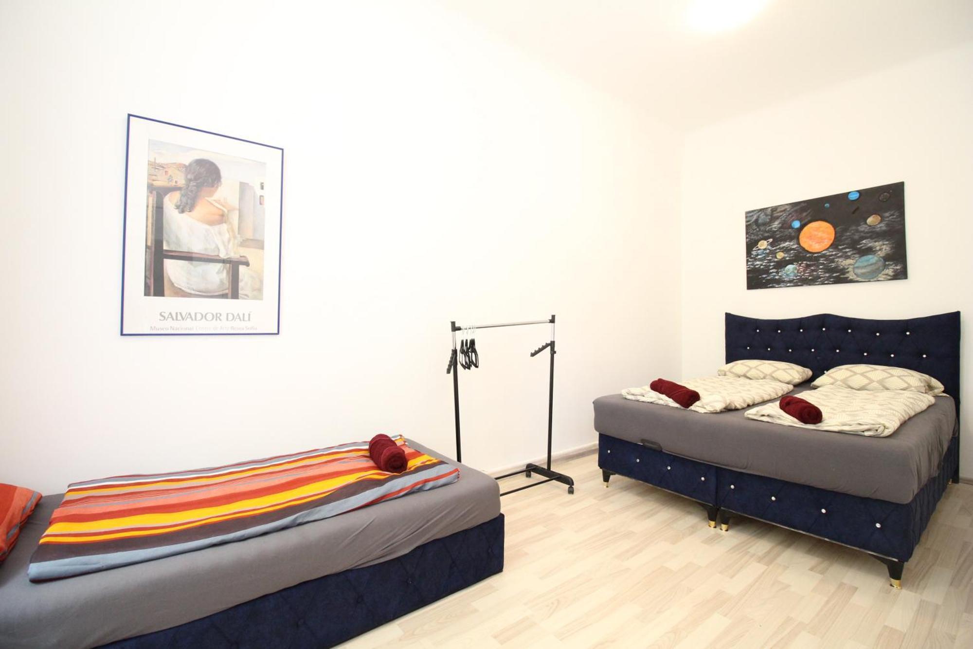 H Superior Triple Room Pr Вена Экстерьер фото